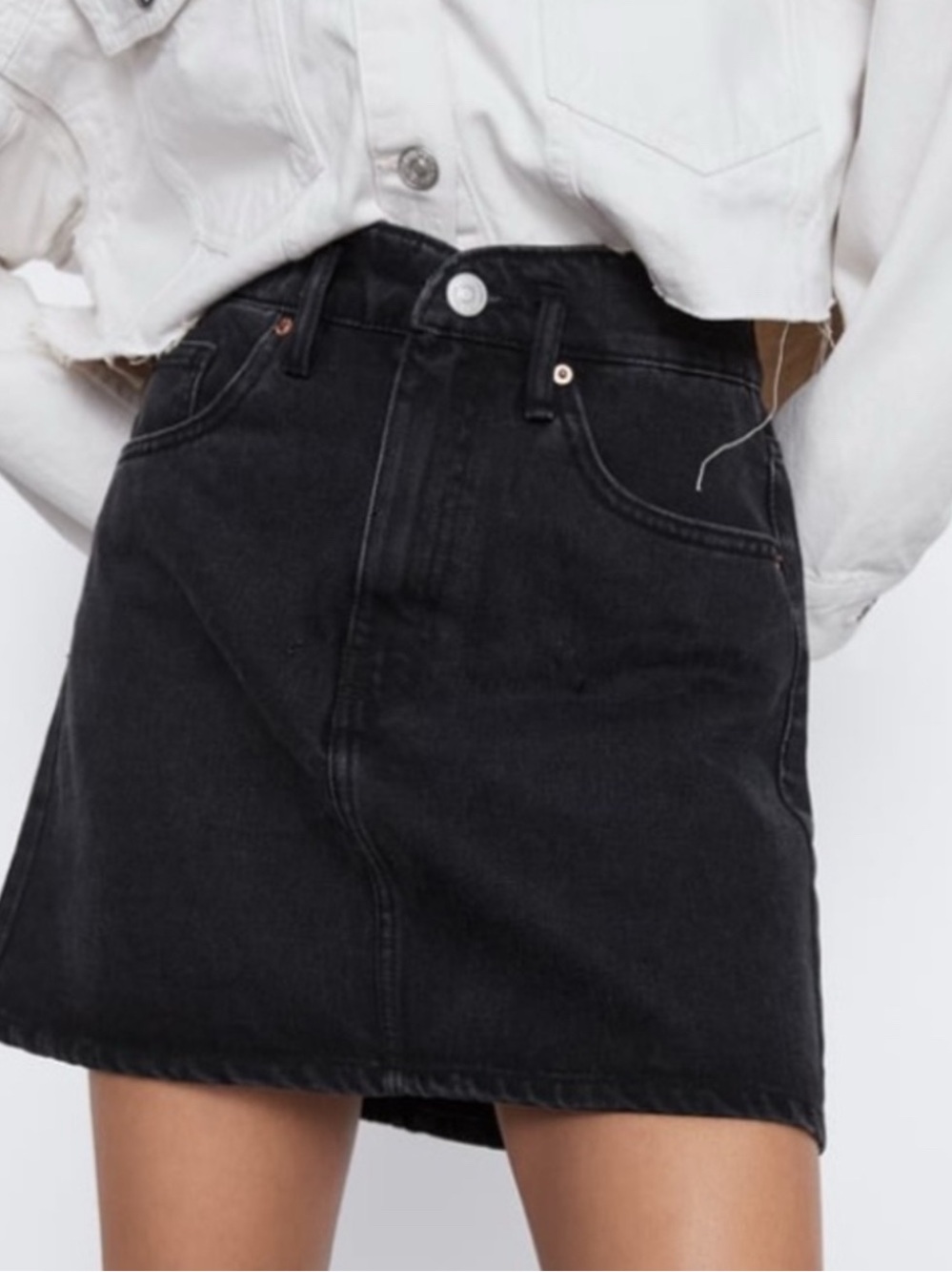 ZARA TRF Black Denim Mini Skirt Size Large